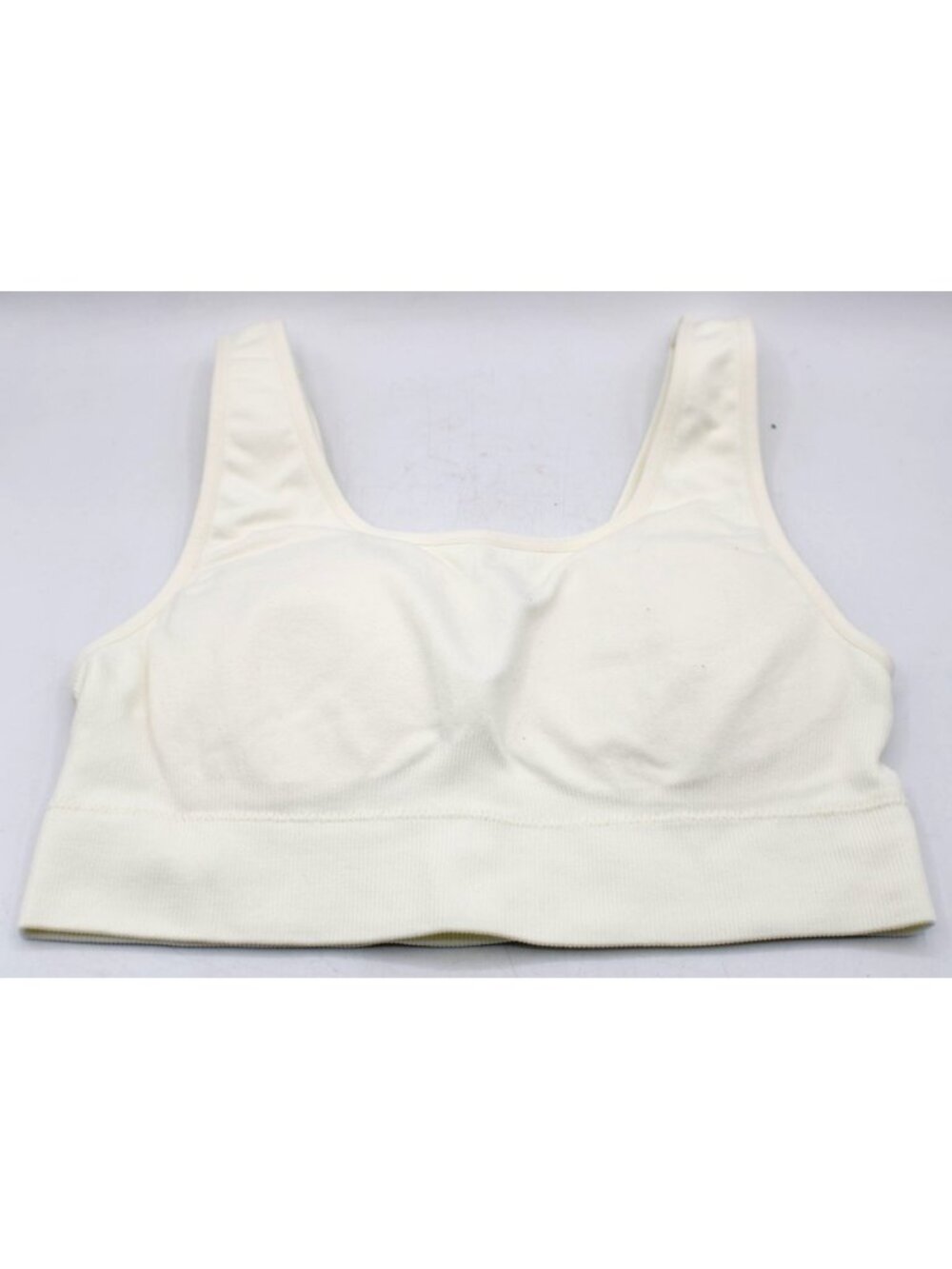 AnyBody White Seamless Stretch Sports Bra Sz Med Stretch Light Removable Padding